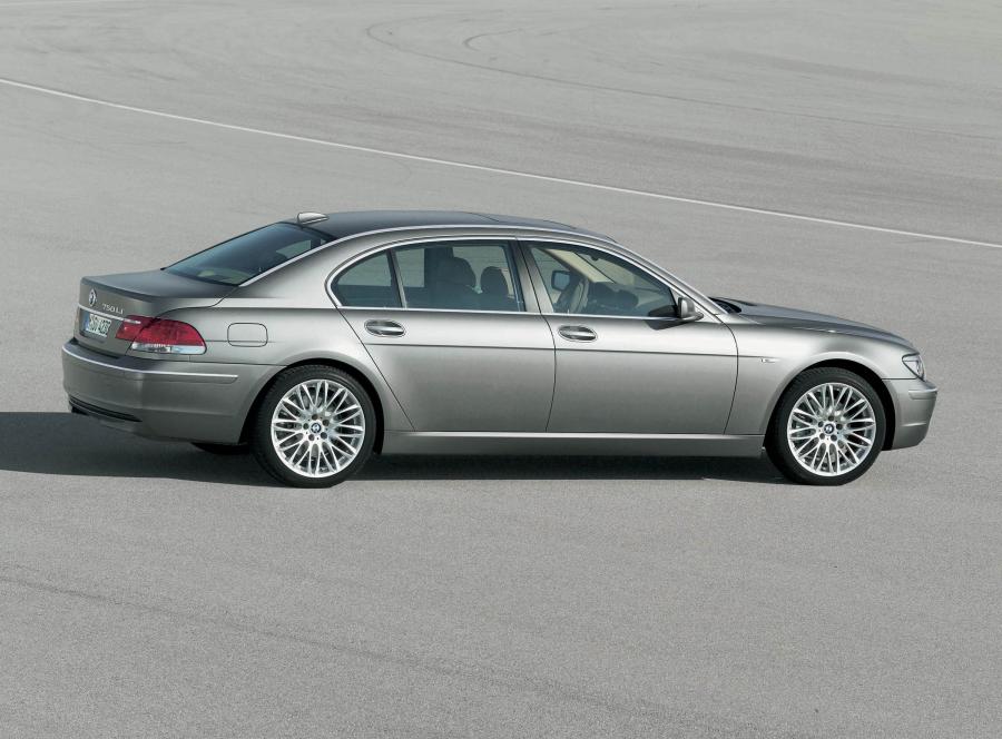  BMW 7-Series L 2006 года  (фото 75 из 89)